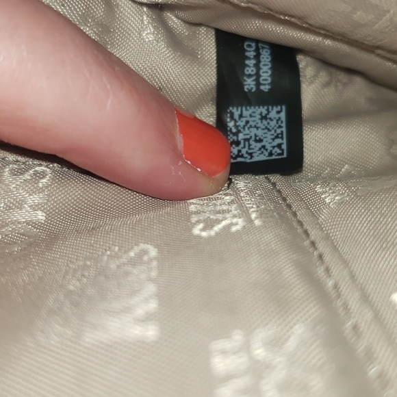 Michael Kors large wristlet - Picture 5 of 5